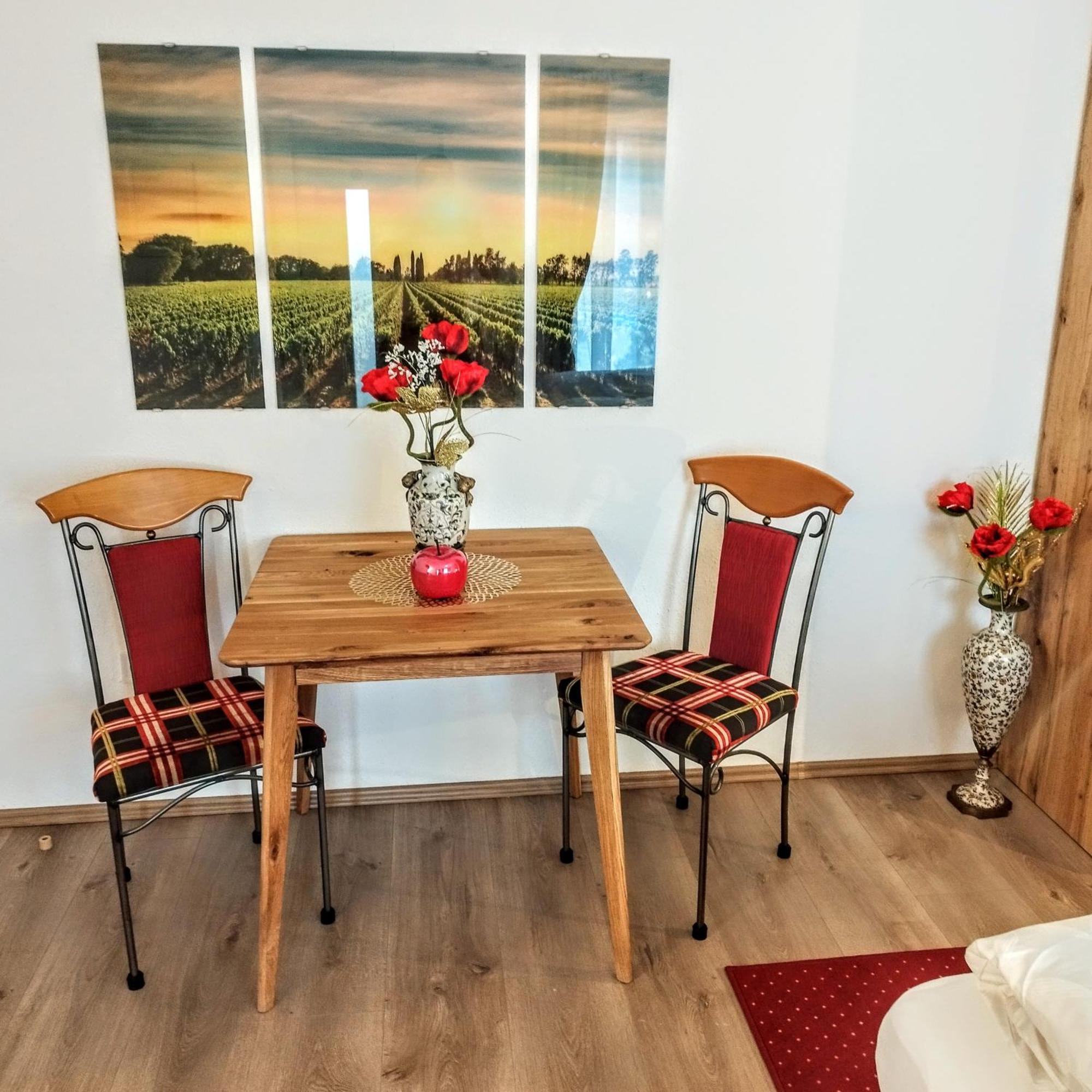 Tinyhouses Am Neusiedlersee Fertorakos Exterior photo